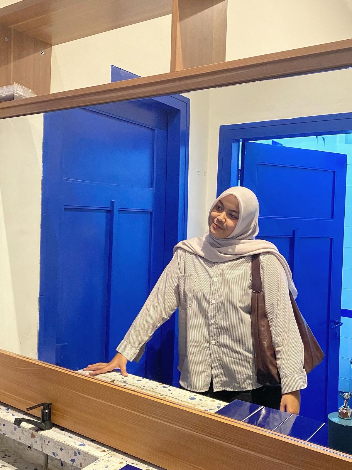 AULIA ROESSATI PUTRI